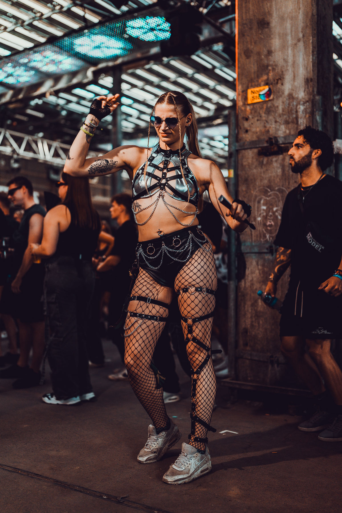 Loading... just a sec